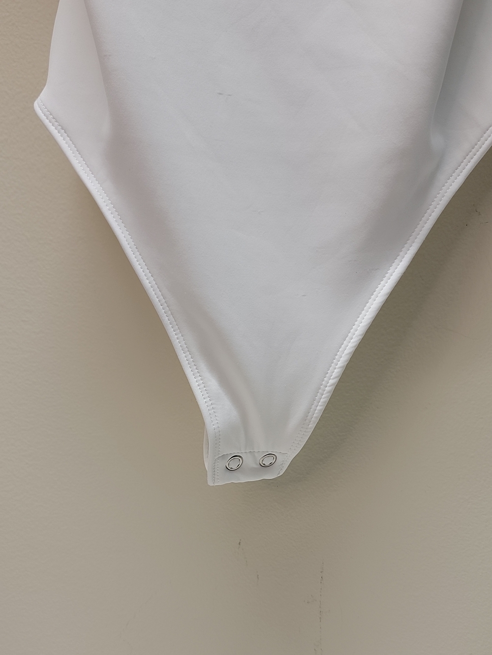 Good American White Square Neck Sleeveless Bodysuit Sz Small - Picture 7 of 12